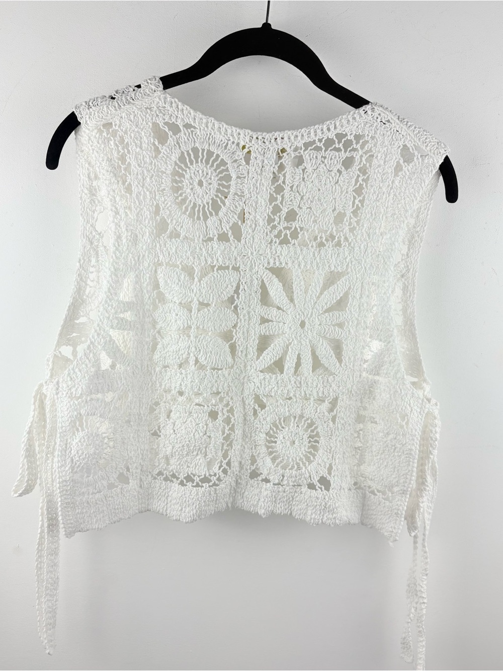 New House of Harlow 1960 White Crochet Knit Crop Tie Top Festival Whimsy Boho OS - Picture 8 of 11